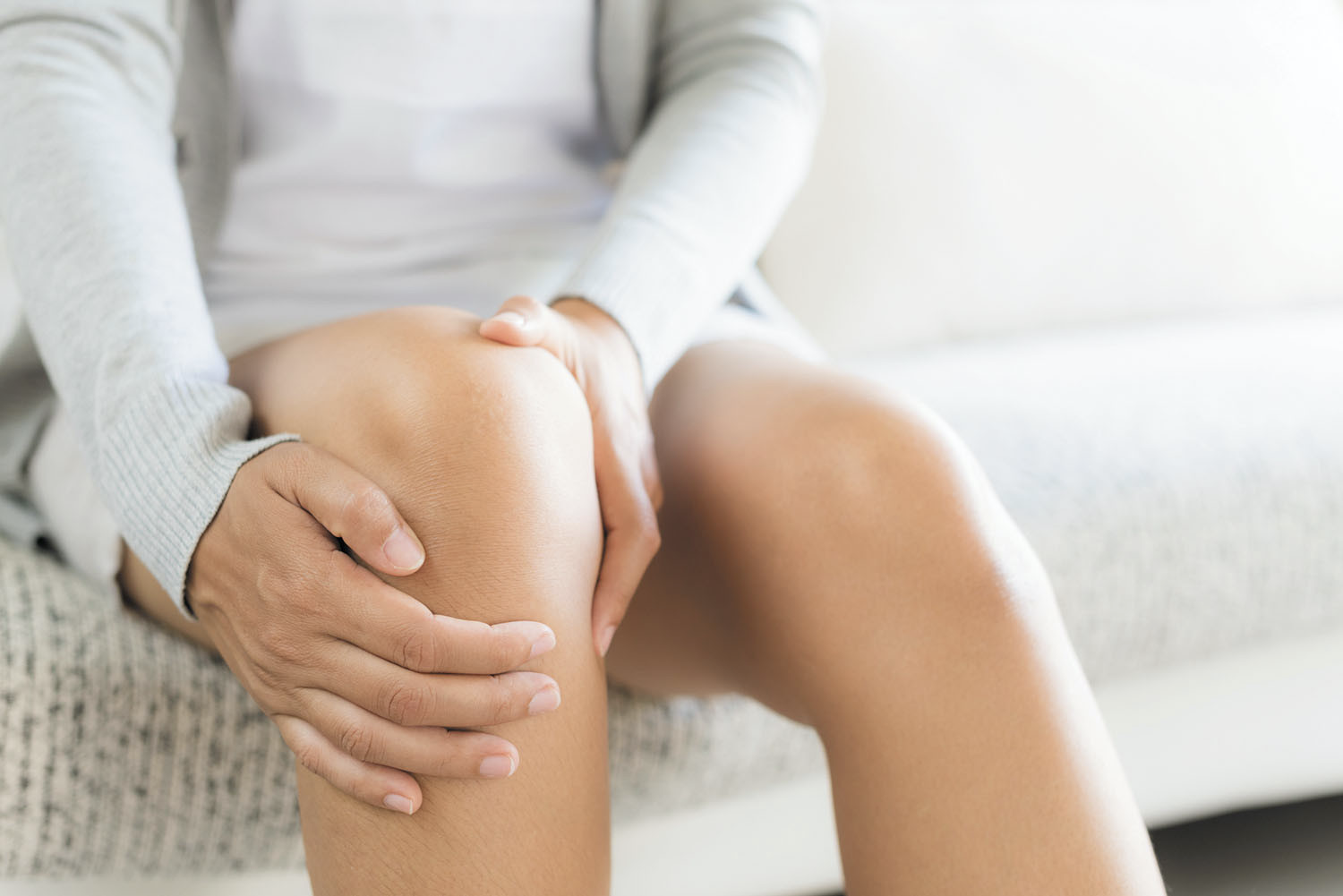 What Causes Sudden Knee Pain without Injury?